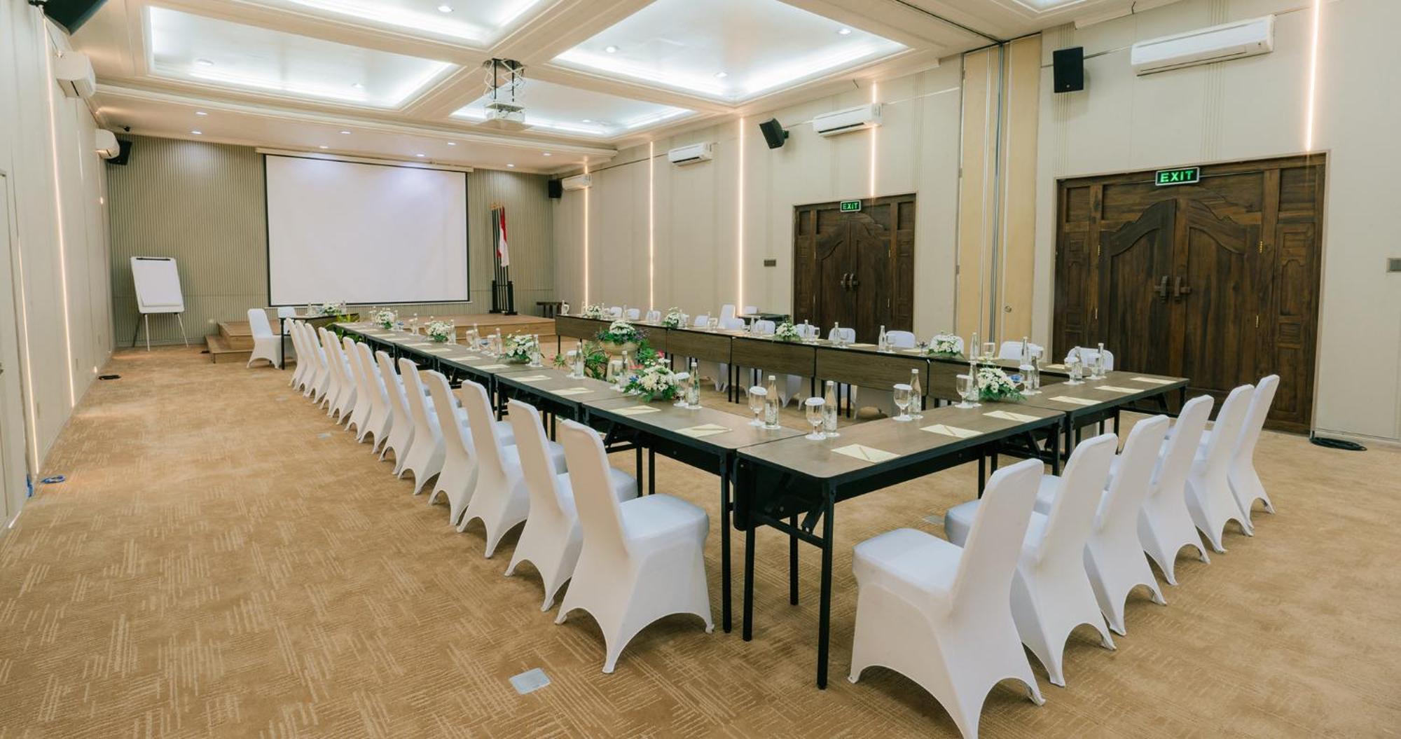 Grand Istana Rama Resort Kuta (Bali)