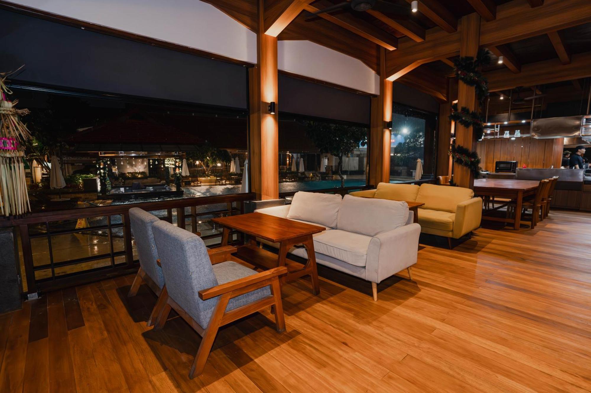Resor Grand Istana Rama Kuta (Bali)
